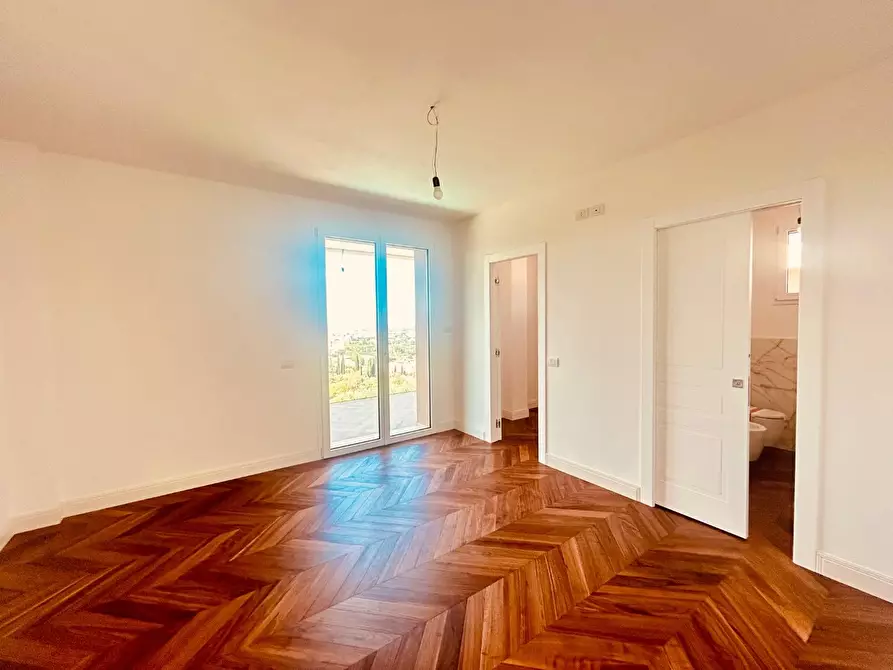 Immagine 28 di Villa in vendita  a Montelupo Fiorentino