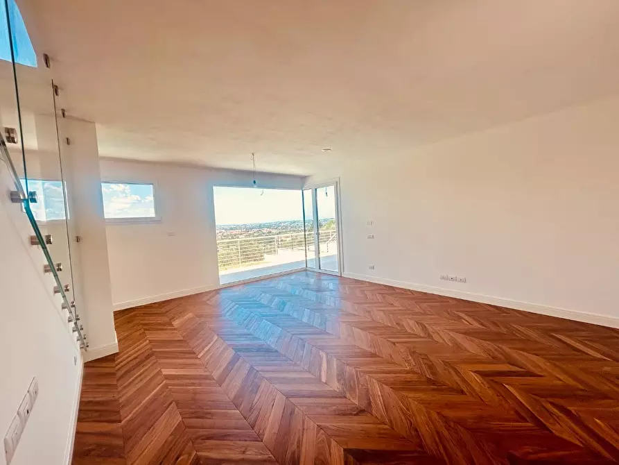 Immagine 7 di Villa in vendita  a Montelupo Fiorentino