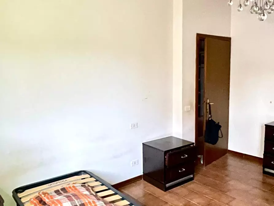 Immagine 14 di Appartamento in vendita  a Siena