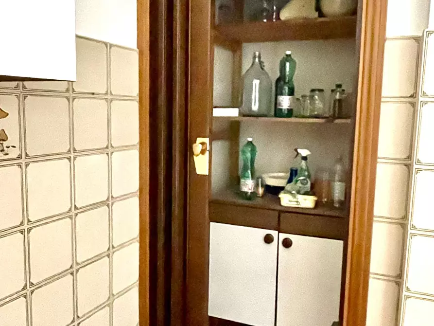 Immagine 5 di Appartamento in vendita  a Siena