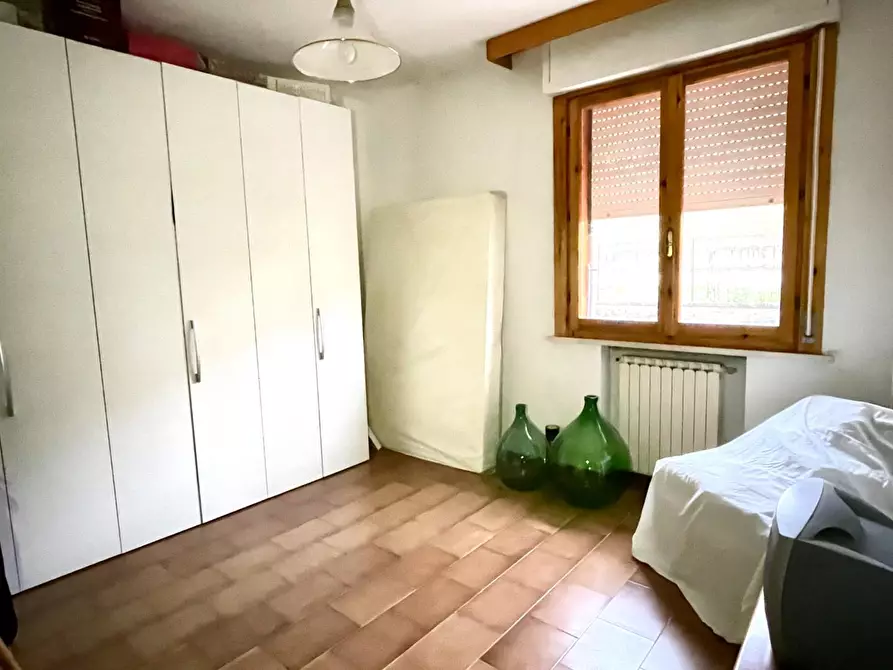 Immagine 16 di Appartamento in vendita  a Siena