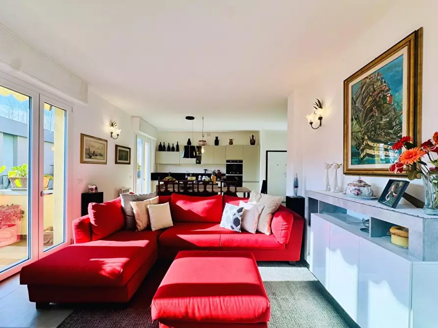 Immagine 9 di Appartamento in vendita  a Pietrasanta