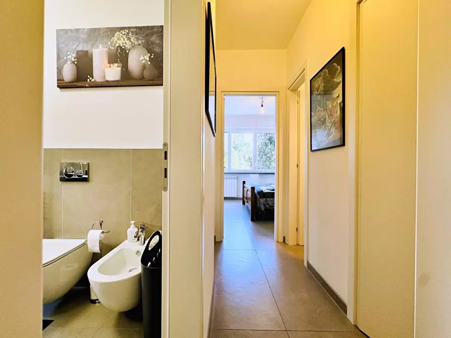 Immagine 19 di Appartamento in vendita  a Pietrasanta