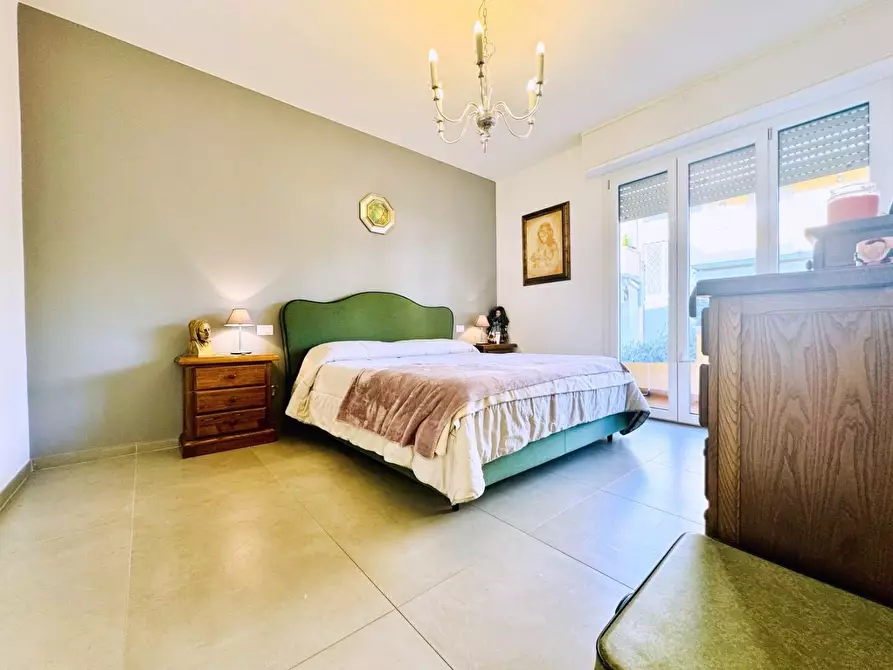 Immagine 15 di Appartamento in vendita  a Pietrasanta