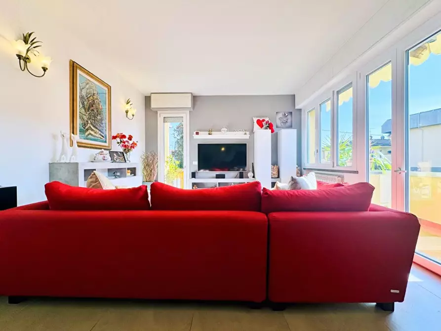 Immagine 7 di Appartamento in vendita  a Pietrasanta