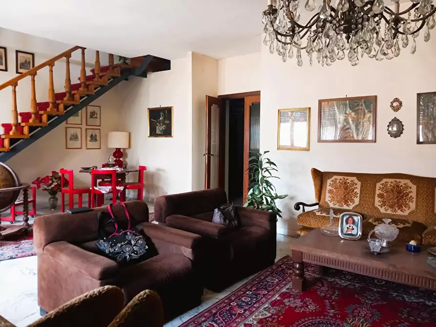 Immagine 1 di Appartamento in vendita  a Pisa