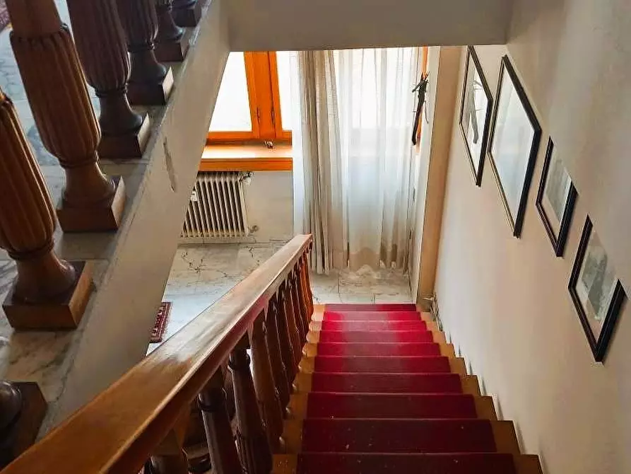 Immagine 4 di Appartamento in vendita  a Pisa