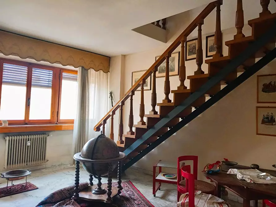 Immagine 2 di Appartamento in vendita  a Pisa