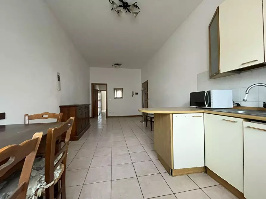 Immagine 6 di Appartamento in vendita  a Siena