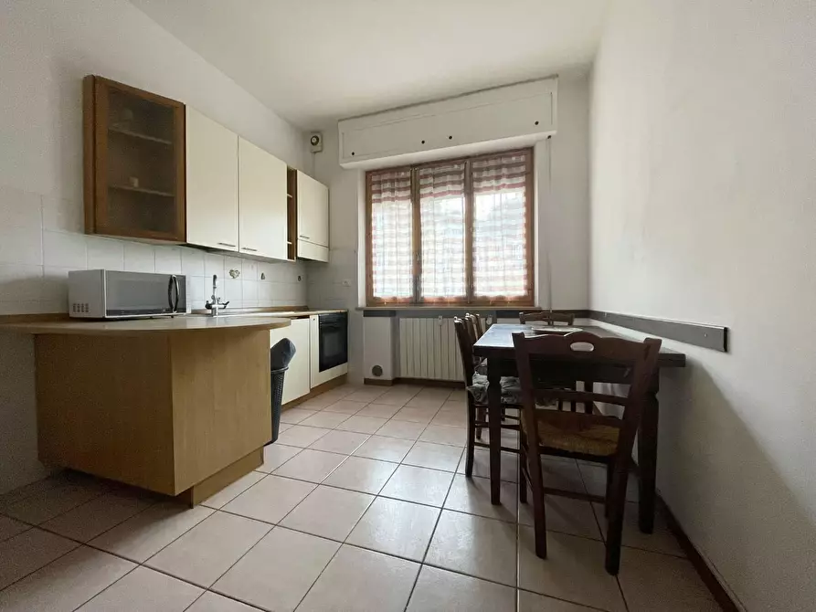 Immagine 3 di Appartamento in vendita  a Siena