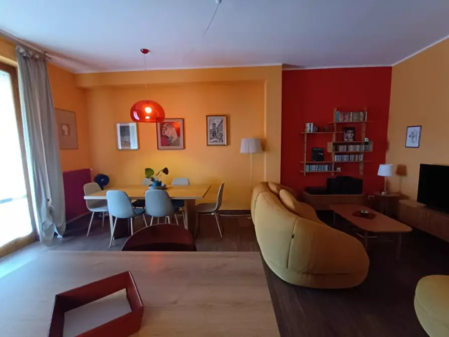 Immagine 1 di Appartamento in vendita  a Sinalunga