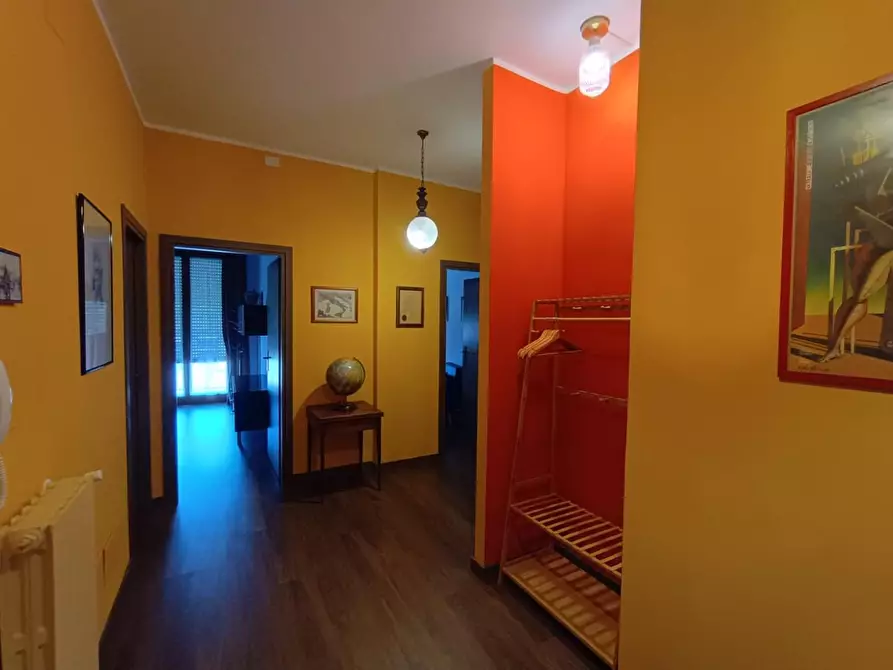 Immagine 11 di Appartamento in vendita  a Sinalunga