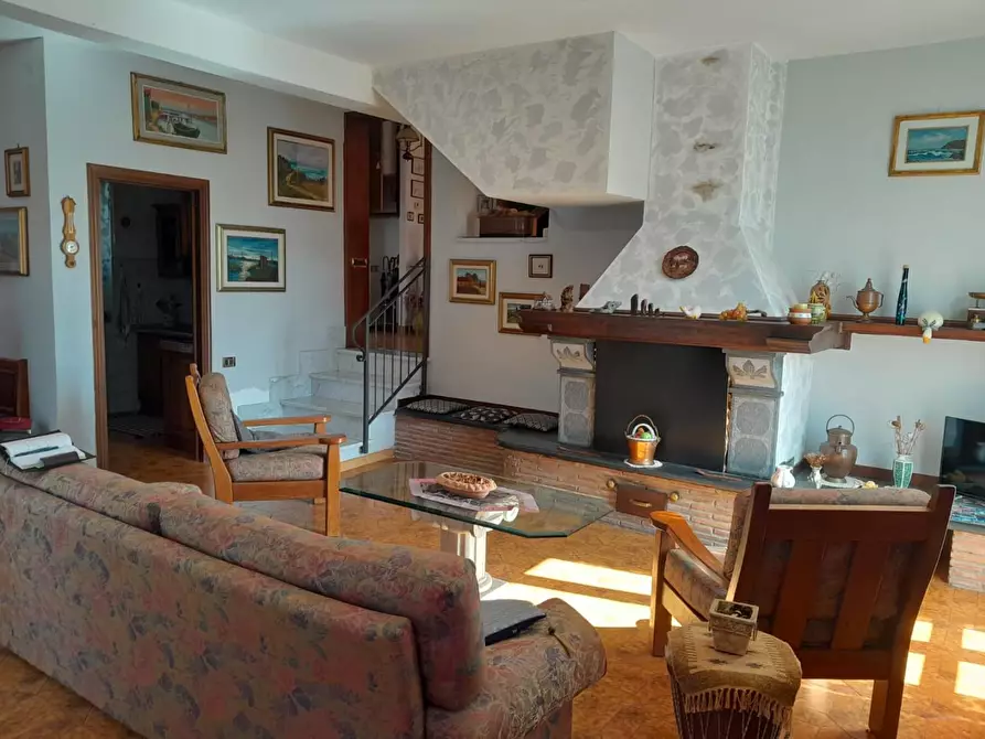 Immagine 1 di Appartamento in vendita  a Collesalvetti