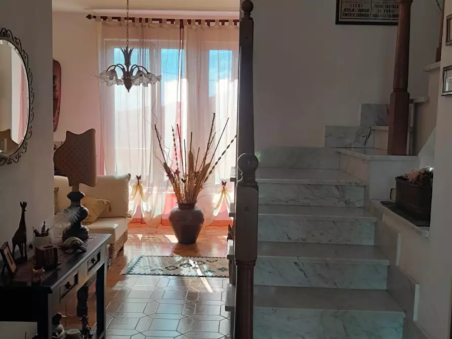 Immagine 12 di Appartamento in vendita  a Collesalvetti