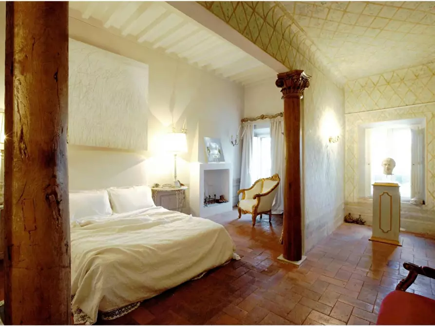 Immagine 8 di Appartamento in vendita  a Pisa