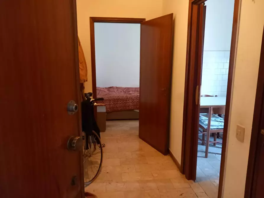 Immagine 5 di Appartamento in vendita  a Livorno