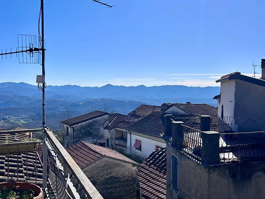 Immagine 31 di Casa indipendente in vendita  a Fivizzano