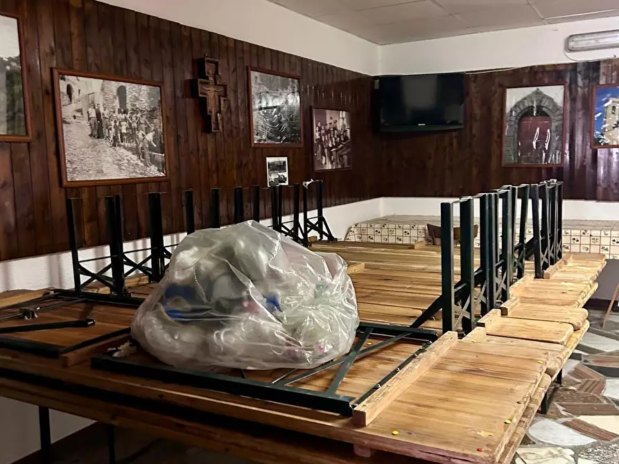 Immagine 48 di Casa indipendente in vendita  a Fivizzano