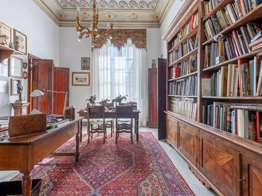 Immagine 5 di Appartamento in vendita  a Pisa