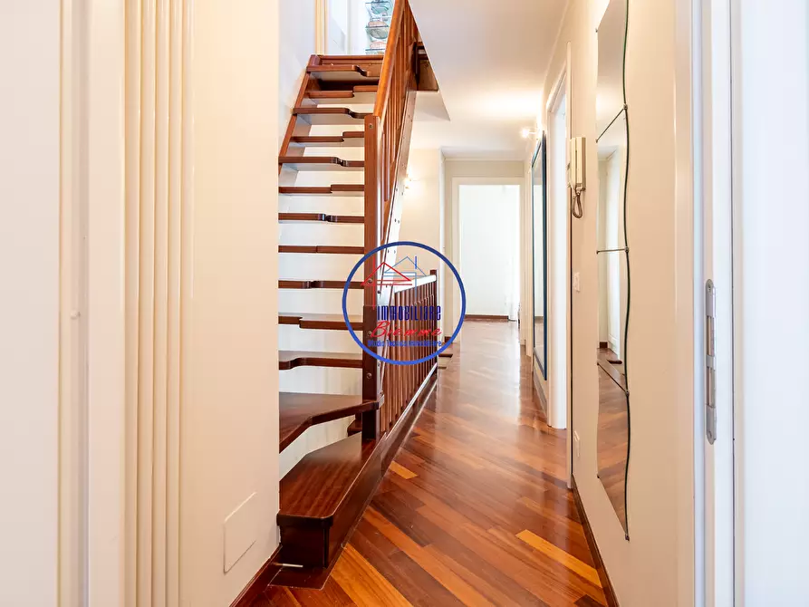 Immagine 21 di Villetta a schiera in affitto  a Viareggio