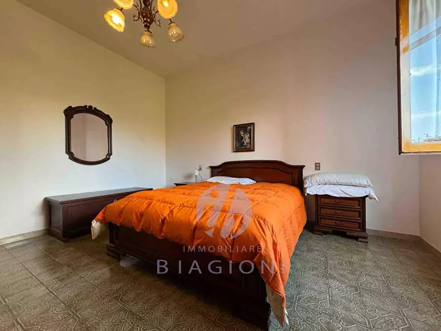 Immagine 11 di Casa bifamiliare in vendita  a Seravezza