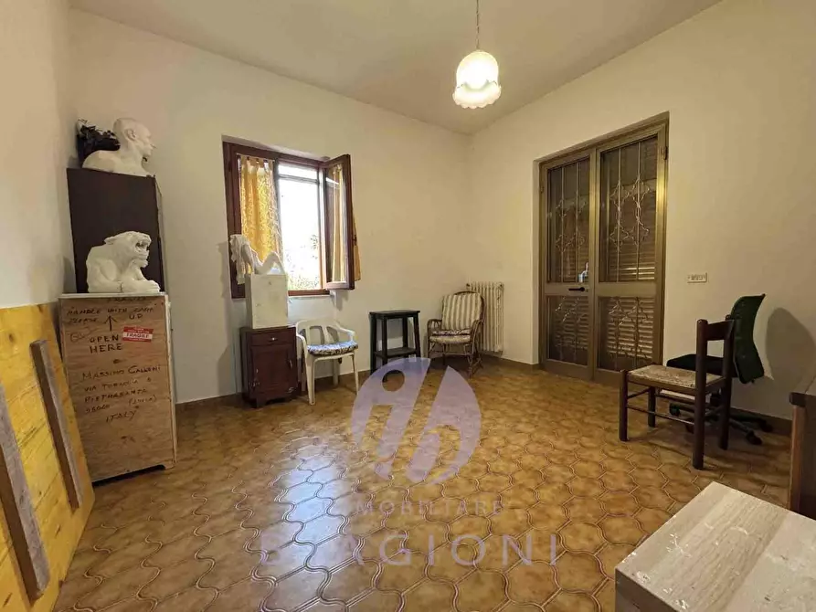 Immagine 16 di Casa bifamiliare in vendita  a Seravezza