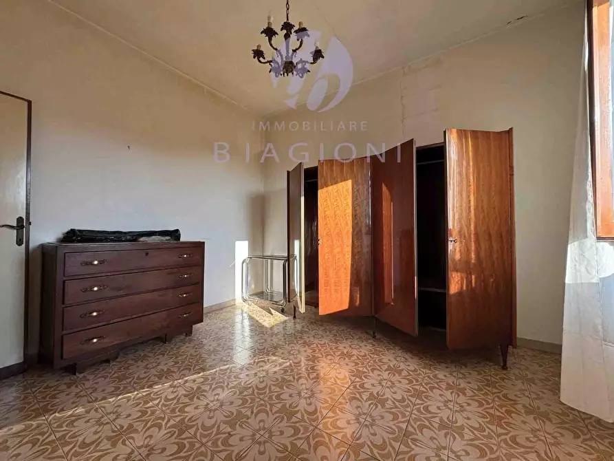 Immagine 23 di Casa bifamiliare in vendita  a Seravezza