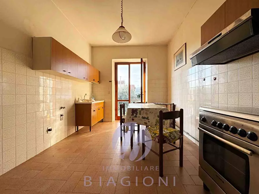 Immagine 18 di Casa bifamiliare in vendita  a Seravezza