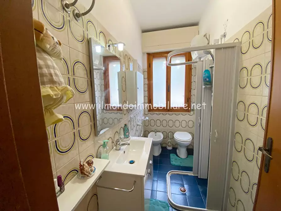 Immagine 5 di Appartamento in vendita  a Rosignano Marittimo