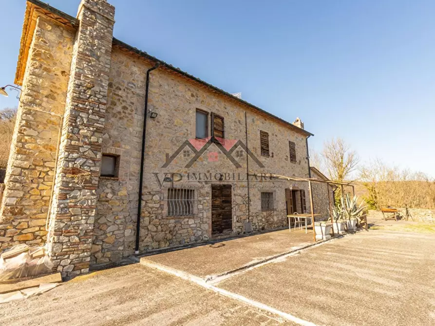 Immagine 1 di Casa indipendente in vendita  a Castelnuovo Val Di Cecina