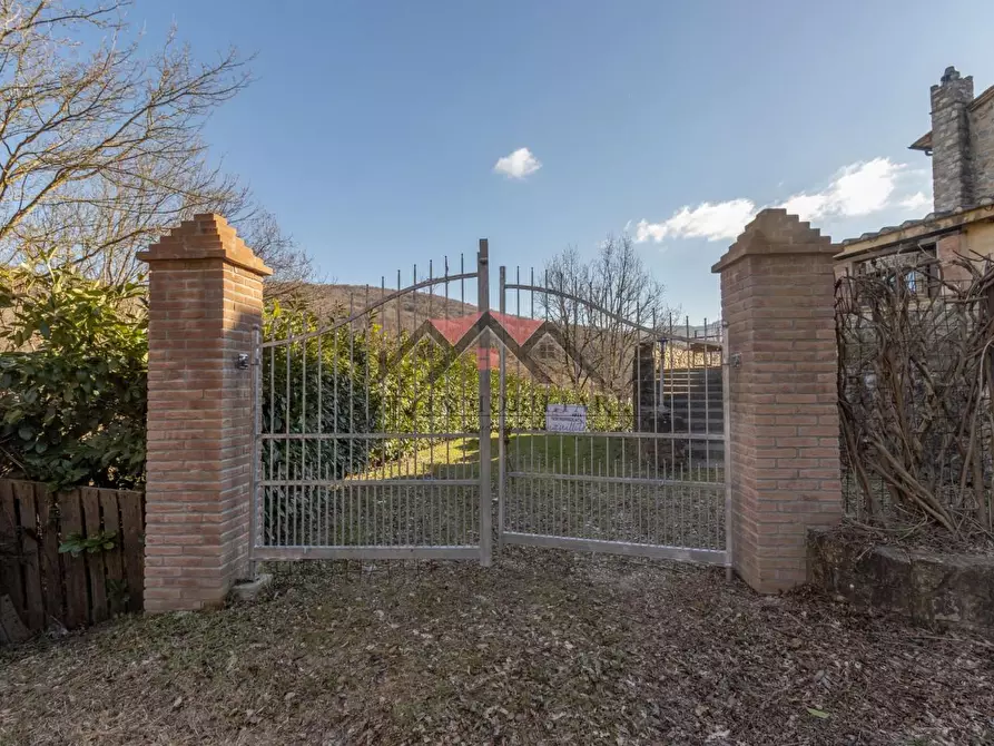 Immagine 5 di Casa indipendente in vendita  a Castelnuovo Val Di Cecina