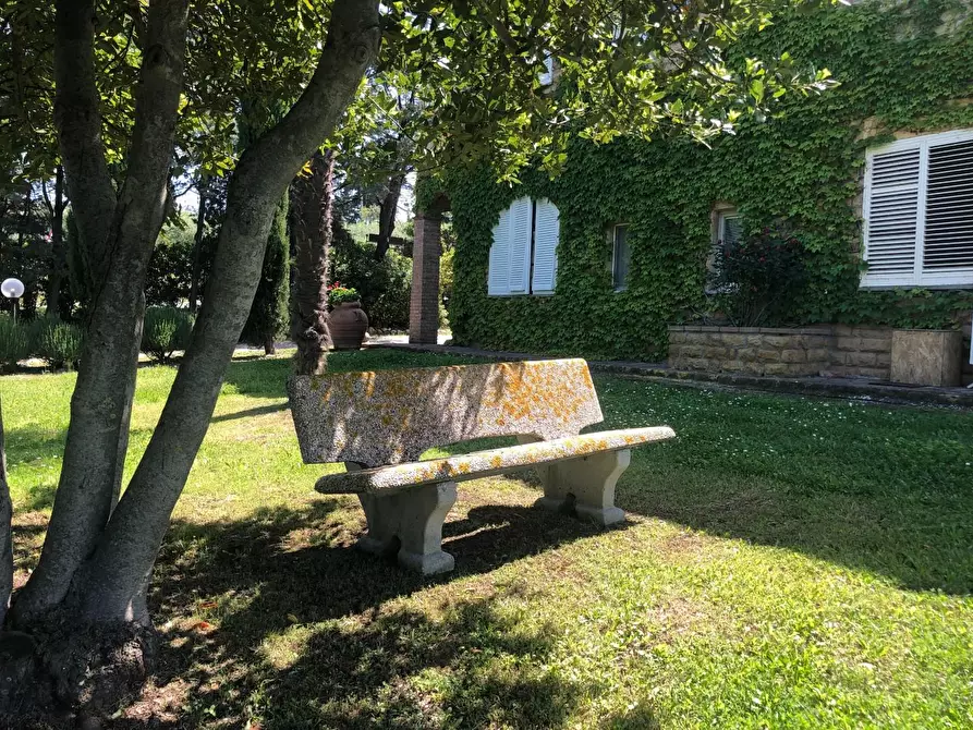 Immagine 60 di Villa in vendita  a Pomarance