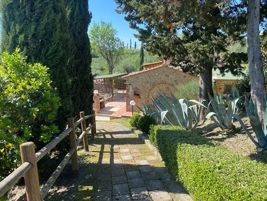 Immagine 21 di Villa in vendita  a Pomarance