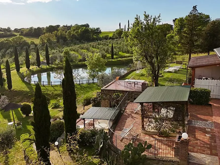 Immagine 4 di Villa in vendita  a Pomarance