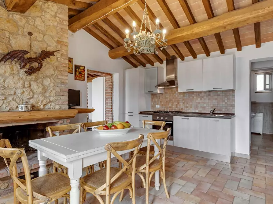 Immagine 86 di Villa in vendita  a Pomarance