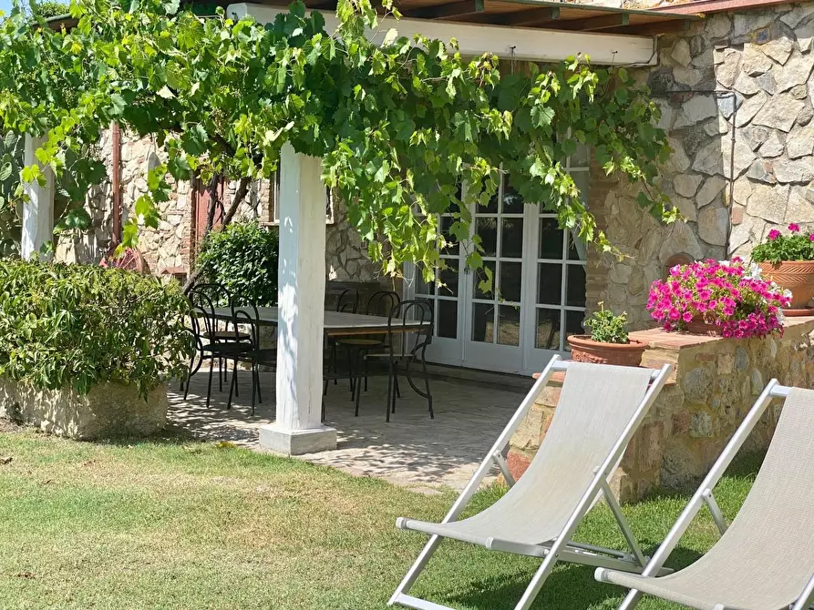 Immagine 13 di Villa in vendita  a Pomarance