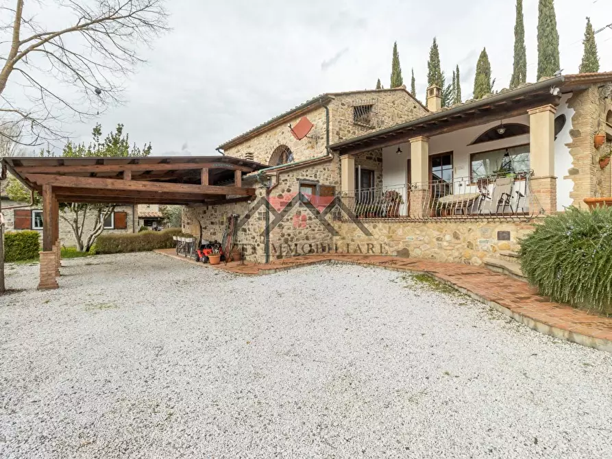 Immagine 75 di Casa indipendente in vendita  a Volterra