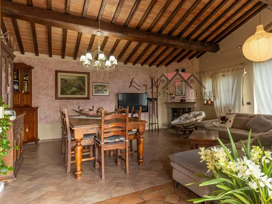 Immagine 43 di Casa indipendente in vendita  a Volterra