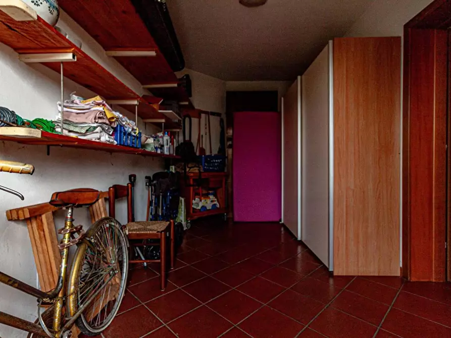 Immagine 32 di Villa in vendita  a San Giuliano Terme