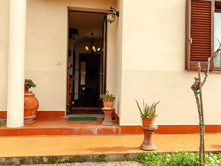 Immagine 28 di Villa in vendita  a San Giuliano Terme