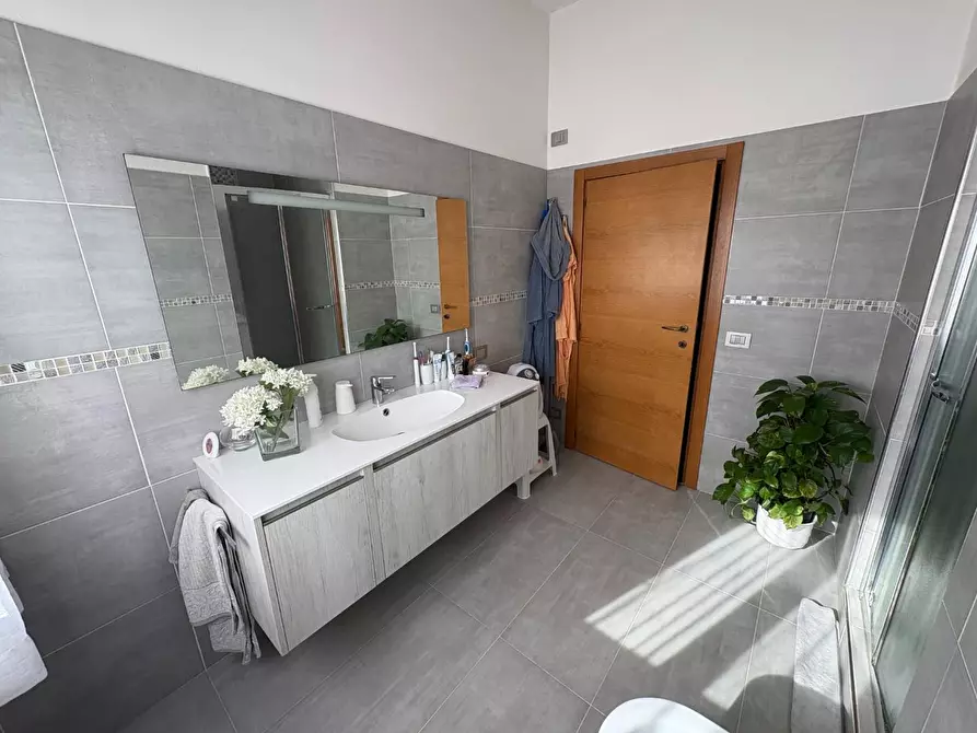 Immagine 21 di Casa indipendente in vendita  a Monteriggioni