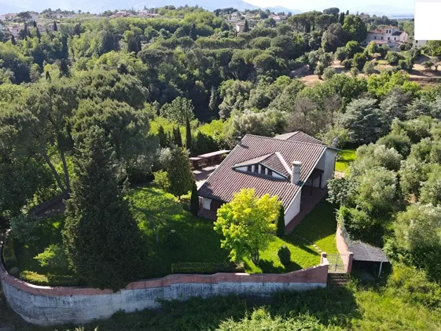 Immagine 30 di Villa in vendita  a Santa Maria A Monte