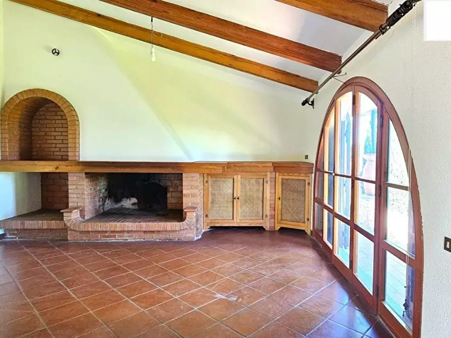 Immagine 13 di Villa in vendita  a Santa Maria A Monte