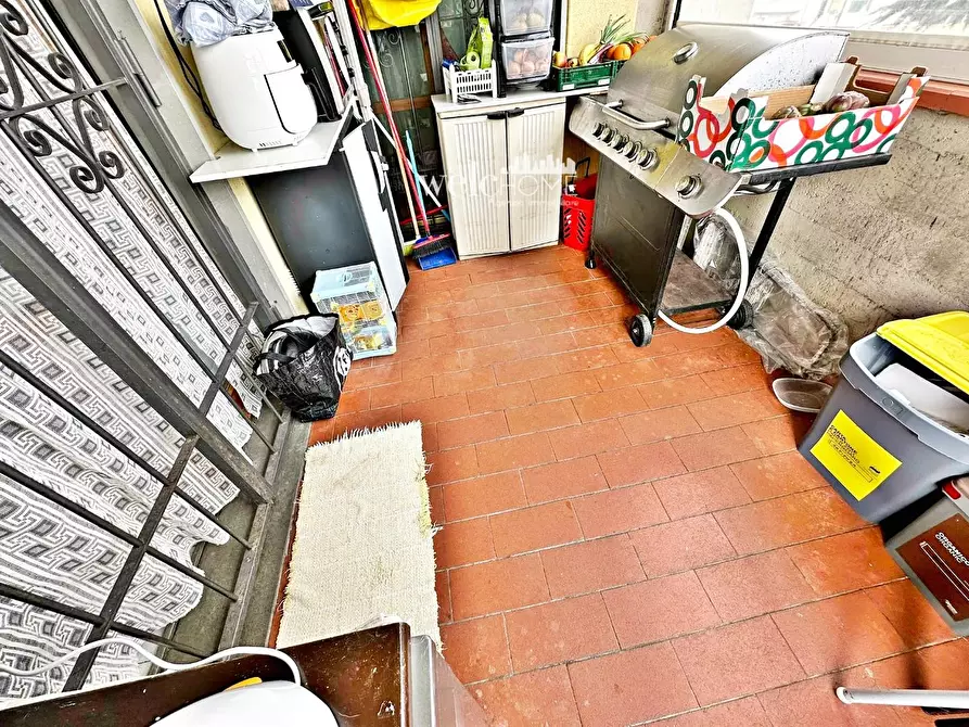 Immagine 18 di Appartamento in vendita  a Campi Bisenzio