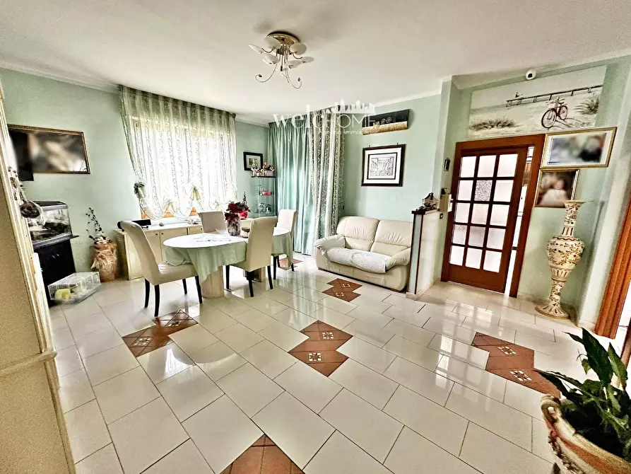 Immagine 20 di Appartamento in vendita  a Campi Bisenzio