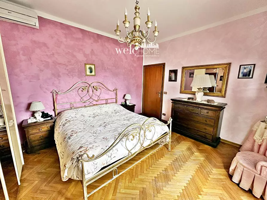 Immagine 8 di Appartamento in vendita  a Campi Bisenzio