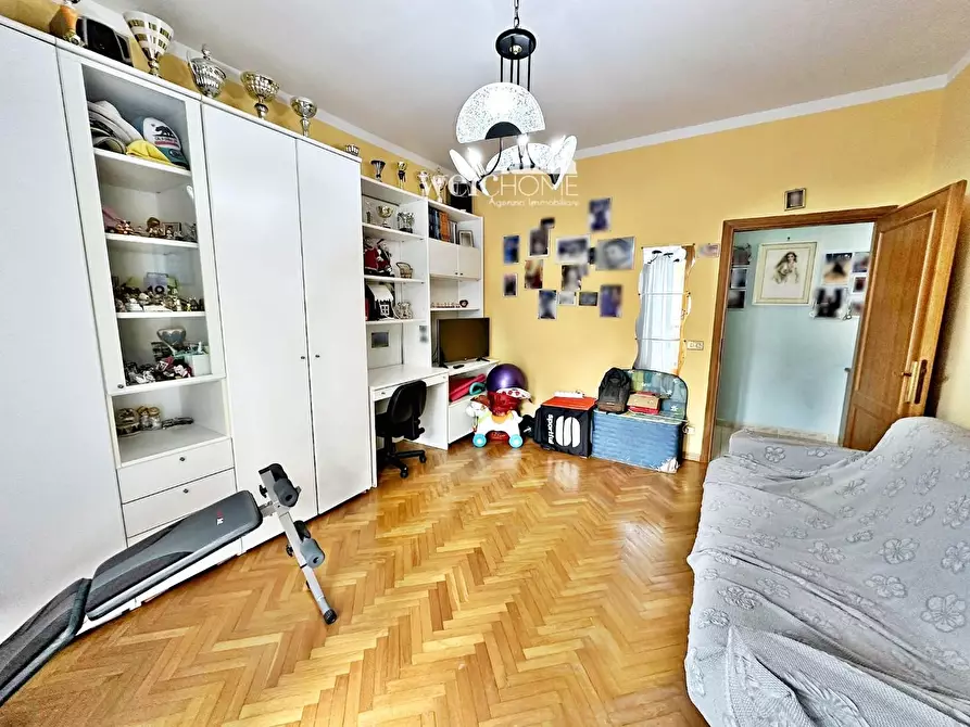 Immagine 10 di Appartamento in vendita  a Campi Bisenzio