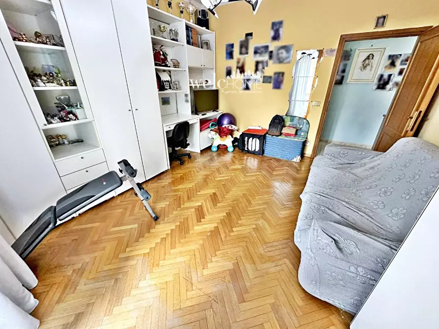 Immagine 27 di Appartamento in vendita  a Campi Bisenzio