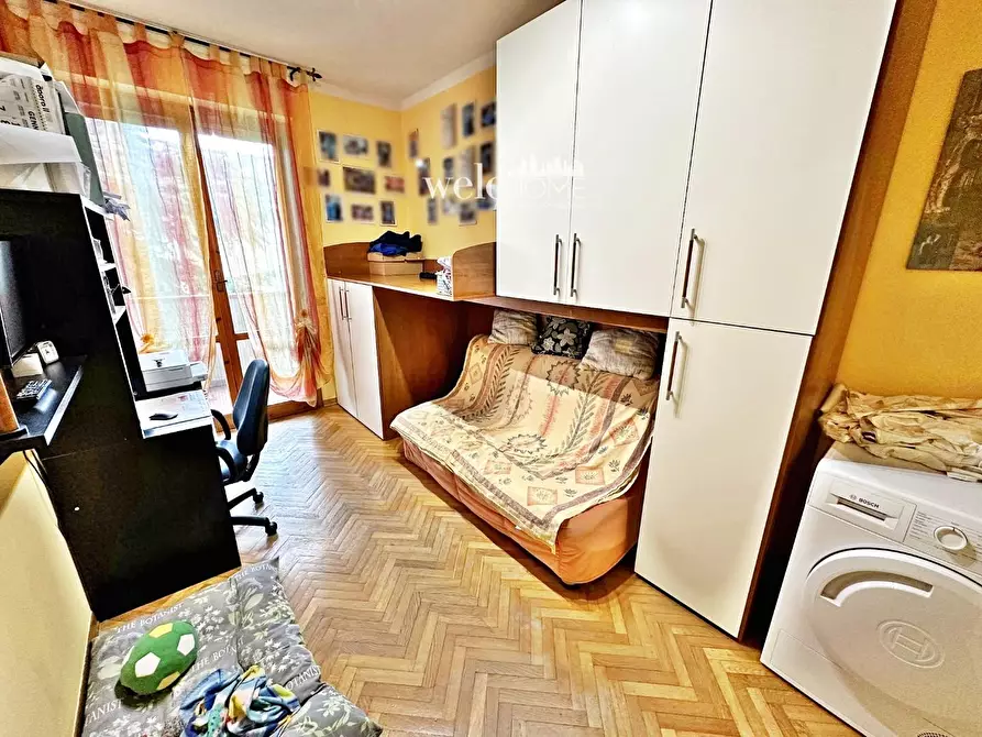 Immagine 30 di Appartamento in vendita  a Campi Bisenzio