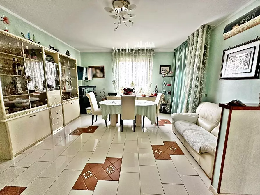 Immagine 21 di Appartamento in vendita  a Campi Bisenzio